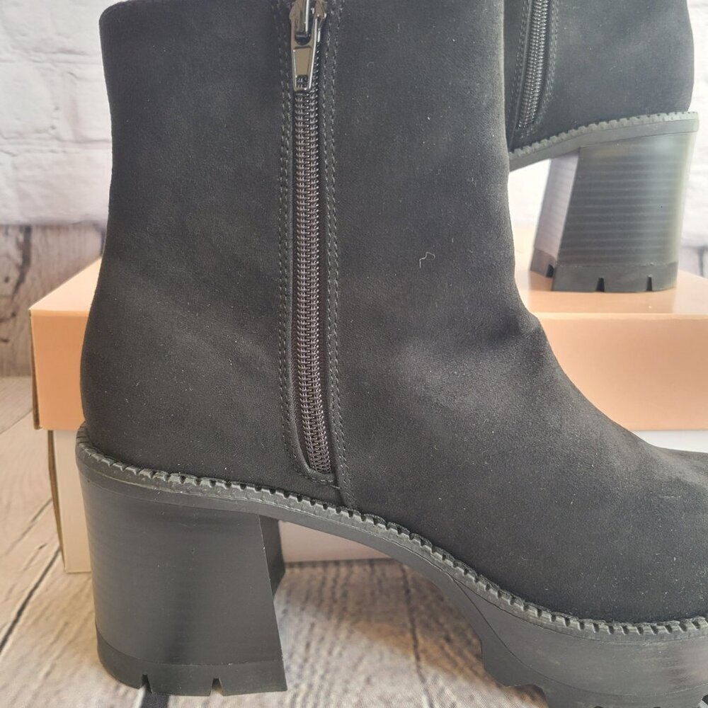 Wild Pair Margoee Platform Booties - Picture 6 of 9